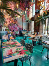 Afbeelding in Gallery-weergave laden, Epoxytafels By Ami Urban Bistro Rotterdam