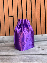 Afbeelding in Gallery-weergave laden, Bloom Bag Vaas 32cm 3D Geprinte Vaas kameleon paars