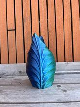 Afbeelding in Gallery-weergave laden, Tropenvaas 32cm 3D geprinte vaas kameleon brons