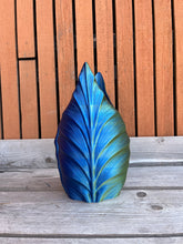 Afbeelding in Gallery-weergave laden, Tropenvaas 32cm 3D geprinte vaas kameleon