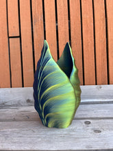 Afbeelding in Gallery-weergave laden, Tropenvaas 32cm 3D geprinte vaas kameleon