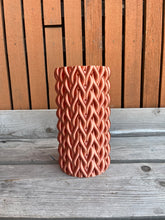 Afbeelding in Gallery-weergave laden, Cilindervaas 26cm 3D geprinte vaas brons