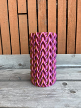 Afbeelding in Gallery-weergave laden, Cilindervaas 26cm 3D geprinte vaas kameleon paars