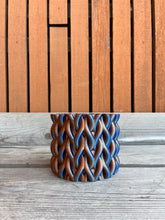 Afbeelding in Gallery-weergave laden, Cilindervaas 10cm 3D geprinte vaas kameleon groen S