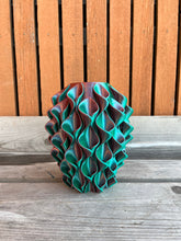 Afbeelding in Gallery-weergave laden, Lelievaas 33cm 3D geprinte vaas Kameleon oceaan