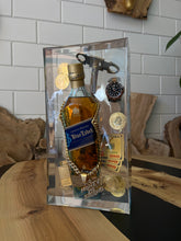 Afbeelding in Gallery-weergave laden, Timeless Luxury