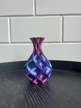 Afbeelding in Gallery-weergave laden, Golfvaas 17cm 3D geprinte vaas Kameleon Blauw