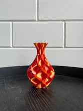 Afbeelding in Gallery-weergave laden, Golfvaas 17cm 3D geprinte vaas Kameleon Rood