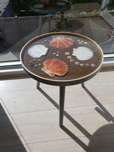 Afbeelding in Gallery-weergave laden, Normandie | Houten bijzettafel