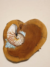 Afbeelding in Gallery-weergave laden, Sea Shell | Houten wandplankje