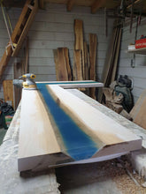 Afbeelding in Gallery-weergave laden, De Bar-met-Epoxy-Rivier