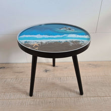 Afbeelding in Gallery-weergave laden, Ocean Beach Three Star | Houten Bijzettafel