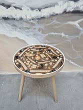 Afbeelding in Gallery-weergave laden, American Sword | Houten Bijzettafel