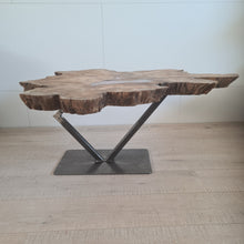 Afbeelding in Gallery-weergave laden, Epoxy salontafel Den Burg 90×90 cm