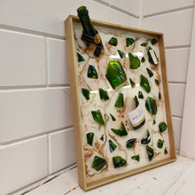 Afbeelding in Gallery-weergave laden, Moët&Chandon Broken Bottle artwork