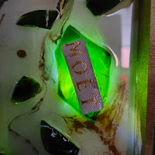 Afbeelding in Gallery-weergave laden, Moët&Chandon Broken Bottle artwork
