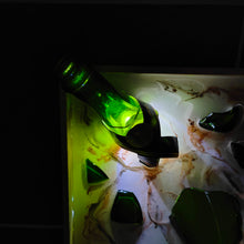 Afbeelding in Gallery-weergave laden, Moët&Chandon Broken Bottle artwork