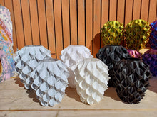Afbeelding in Gallery-weergave laden, Lelievaas M 3D geprinte vaas marmerwit
