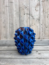 Afbeelding in Gallery-weergave laden, Lelievaas 33cm 3D geprint brons,blauw, groen
