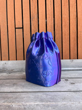 Afbeelding in Gallery-weergave laden, Tas vaas 3D Geprinte Bloem Tas Vaas kameleon paars L
