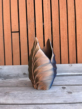 Afbeelding in Gallery-weergave laden, Tropenvaas 32cm 3D geprinte vaas kameleon brons
