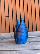 Afbeelding in Gallery-weergave laden, Tropenvaas 32cm 3D geprinte vaas kameleon brons
