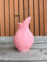 Afbeelding in Gallery-weergave laden, Bladvaas 3D geprinte vaas roze L
