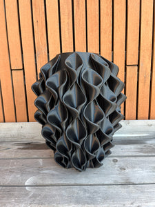 Lelievaas 50cm 3D geprinte vaas zwart