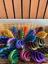 Afbeelding in Gallery-weergave laden, Holiday Swirls Kerstballen
