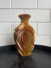 Afbeelding in Gallery-weergave laden, Retrovaas 32cm 3D geprinte vaas Kameleon Herfst
