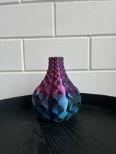 Afbeelding in Gallery-weergave laden, Rondovaas 20cm 3D geprinte vaas Kameleon

