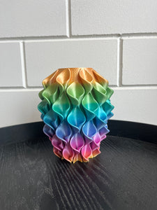 Lelievaas 28 cm 3D geprint Regenboog