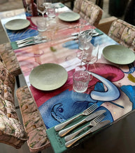 Afbeelding in Gallery-weergave laden, Epoxytafels gemaakt voor restaurant By Ami Urban Bistro
